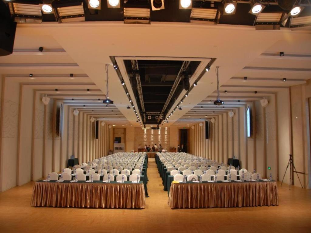 Huana Hotel Minhang Xangai Exterior foto