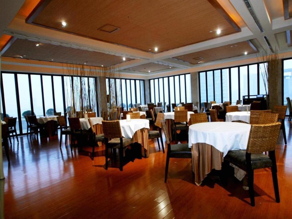 Huana Hotel Minhang Xangai Exterior foto